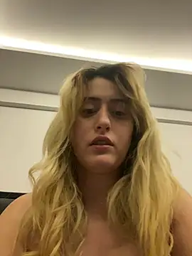 afrodizyak online show from February 20, 2026, 12:40 am