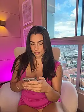 Snapshot of SaharaRush_ chatting on February 9, 2026, 10:14 pm SaharaRush online show from February 9, 2026, 10:14 pm