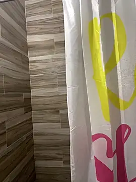 Snapshot of ladycreamypr2 chatting on February 17, 2026, 9:54 pm ladycreamypr2 online show from February 17, 2026, 9:54 pm