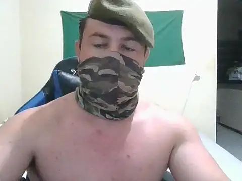 Snapshot of soldadinho001 chatting on February 25, 2026, 1:37 am soldadinho001 online show from February 25, 2026, 1:37 am