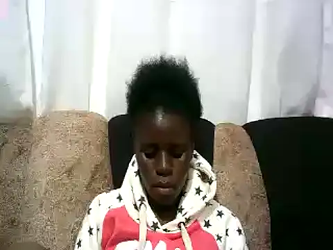 hottgirlval online show from January 9, 2025, 7:08 pm