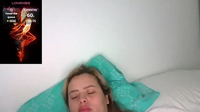 Snapshot of saramartinez1000 chatting on March 5, 2025, 3:08 am saramartinez1000 online show from March 5, 2025, 3:08 am