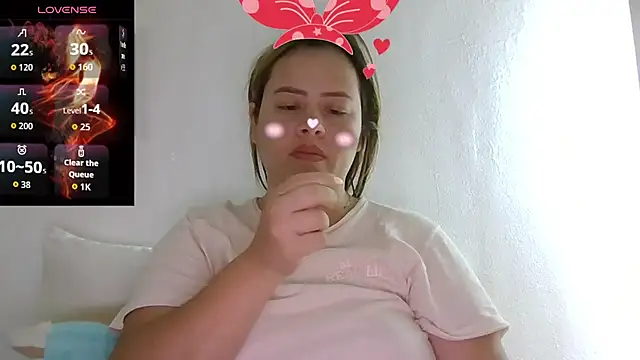 Snapshot of saramartinez1000 chatting on September 17, 2025, 4:08 pm saramartinez1000 online show from September 17, 2025, 4:08 pm