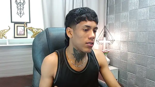 Snapshot of Alan_Cute18 chatting on February 24, 2026, 12:58 pm Alan Cute18 online show from February 24, 2026, 12:58 pm