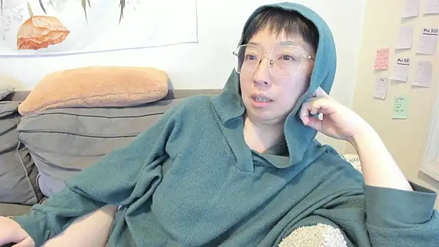 Snapshot of luxgray chatting on January 9, 2026, 9:05 pm luxgray online show from January 9, 2026, 9:05 pm