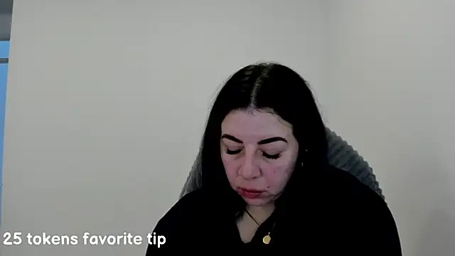 Im coco online show from February 25, 2025, 2:11 pm