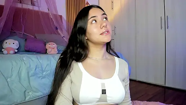 mia nevaeh online show from February 27, 2026, 9:04 pm