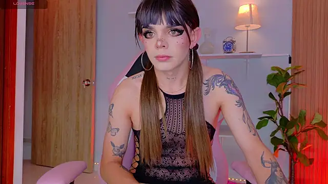 Snapshot of Chris_parker27 chatting on February 23, 2026, 12:35 pm Chris parker27 online show from February 23, 2026, 12:35 pm