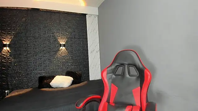 Snapshot of taurus_boy1 chatting on January 17, 2026, 10:09 am taurus boy1 online show from January 17, 2026, 10:09 am