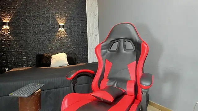 Snapshot of taurus_boy1 chatting on February 2, 2026, 11:03 pm taurus boy1 online show from February 2, 2026, 11:03 pm