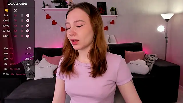 LanaBlu  online show from October 4, 2025, 2:42 am