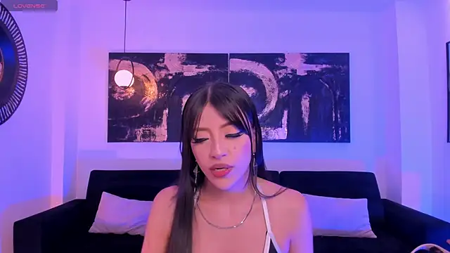 ValeriaRiveraX online show from March 6, 2026, 3:47 am