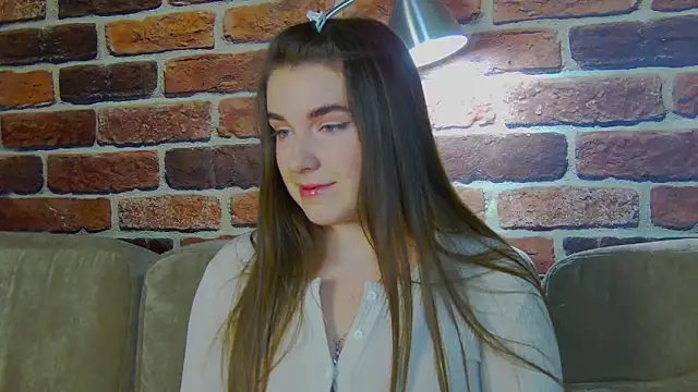 Snapshot of Sofia_Hugs chatting on February 9, 2026, 6:01 pm Sofia Hugs online show from February 9, 2026, 6:01 pm