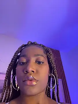 Snapshot of Kendy_Wilkinson chatting on February 13, 2026, 10:28 pm Kendy Wilkinson online show from February 13, 2026, 10:28 pm