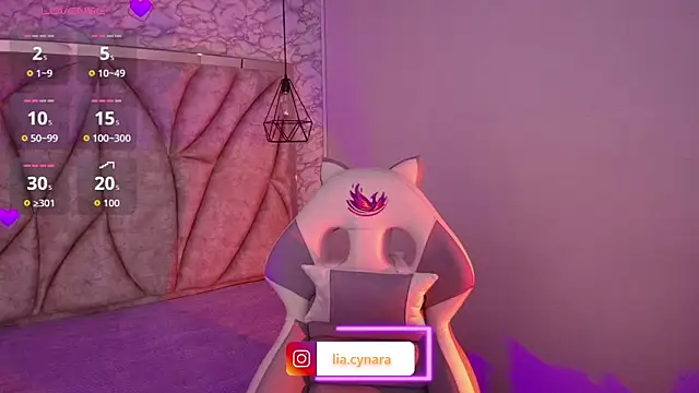 Snapshot of Queen_perla_ chatting on November 25, 2025, 11:43 am Queen perla online show from November 25, 2025, 11:43 am