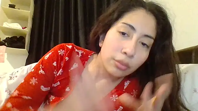 LorenaAnderson online show from February 26, 2025, 9:16 pm