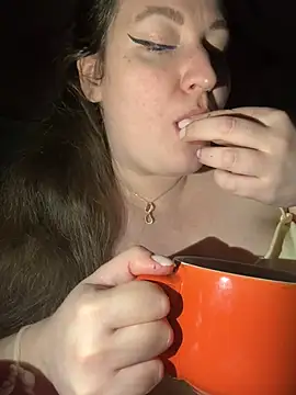 Snapshot of Nataly_cute chatting on February 26, 2026, 7:46 pm Nataly cute online show from February 26, 2026, 7:46 pm