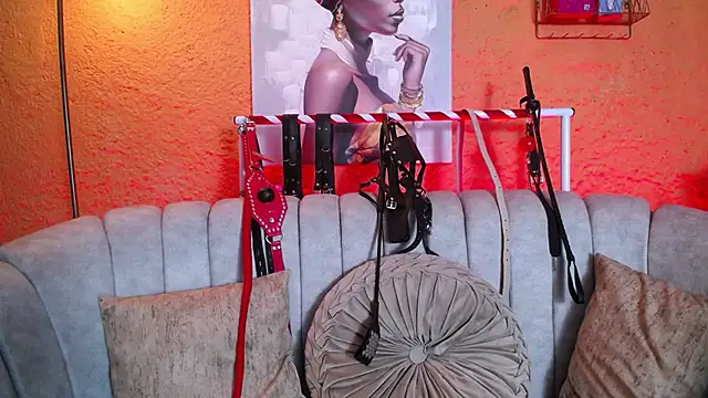 Naty slavedoll online show from February 14, 2026, 12:13 pm