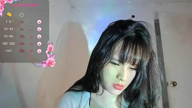 Snapshot of lolacute69 chatting on October 11, 2025, 3:17 am lolacute69 online show from October 11, 2025, 3:17 am