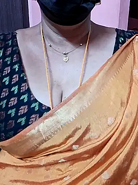 Snapshot of ananya956 chatting on November 7, 2025, 2:06 pm ananya956 online show from November 7, 2025, 2:06 pm