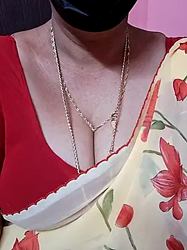 Snapshot of ananya956 chatting on December 18, 2025, 4:29 am ananya956 online show from December 18, 2025, 4:29 am