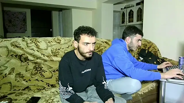 Snapshot of Barney_Tedd chatting on December 22, 2024, 3:11 pm Barney Tedd online show from December 22, 2024, 3:11 pm