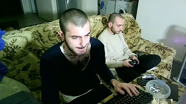 Snapshot of Barney_Tedd chatting on January 4, 2025, 12:59 am Barney Tedd online show from January 4, 2025, 12:59 am