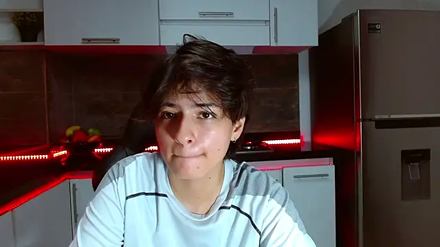 Snapshot of Bryce_Evans chatting on November 24, 2025, 3:01 pm Bryce Evans online show from November 24, 2025, 3:01 pm