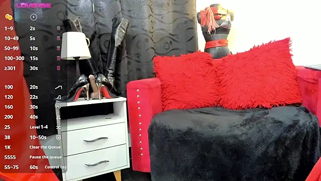 LiaTaylorr online show from December 23, 2024, 12:19 pm