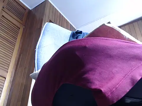 lover camer online show from September 29, 2025, 3:50 pm