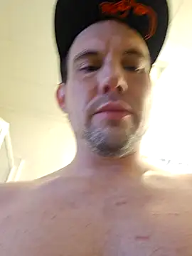 Snapshot of notsure353 chatting on February 17, 2025, 10:03 pm notsure353 online show from February 17, 2025, 10:03 pm