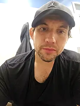 Snapshot of notsure353 chatting on September 19, 2025, 12:56 am notsure353 online show from September 19, 2025, 12:56 am