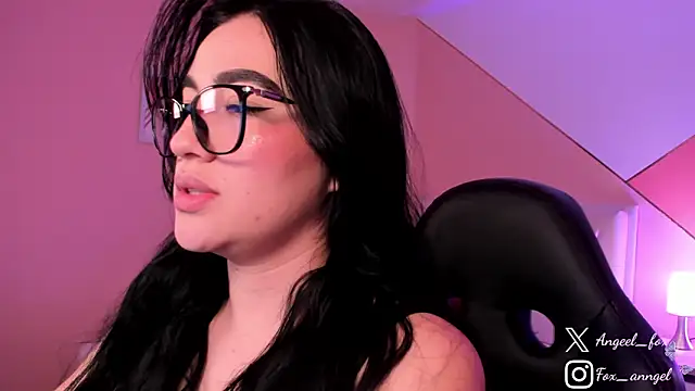 angeel fox online show from February 8, 2026, 6:17 am