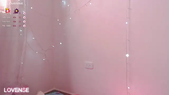 Snapshot of PamelaDoouce chatting on January 20, 2025, 7:25 pm PamelaDoouce online show from January 20, 2025, 7:25 pm