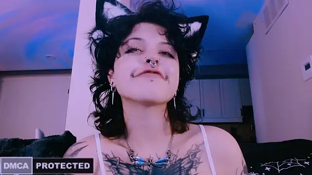 NaughtyLittleFox online show from March 6, 2026, 9:28 am