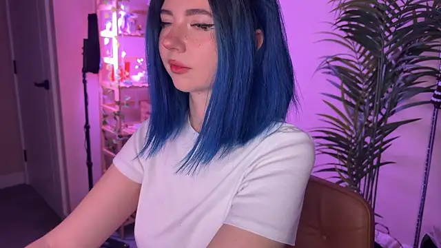  vixenp online show from February 13, 2026, 7:32 pm