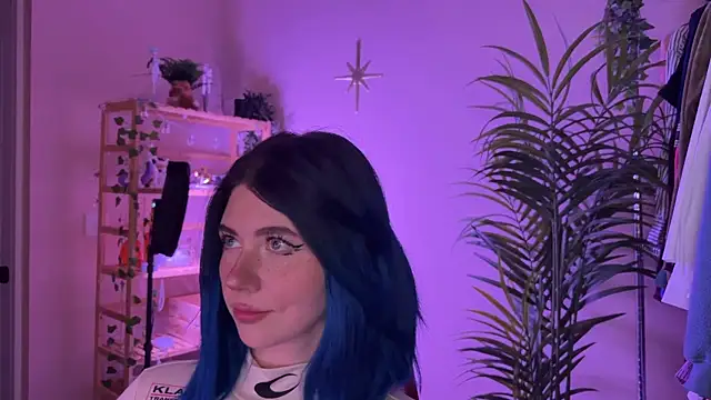  vixenp online show from February 22, 2026, 6:28 pm