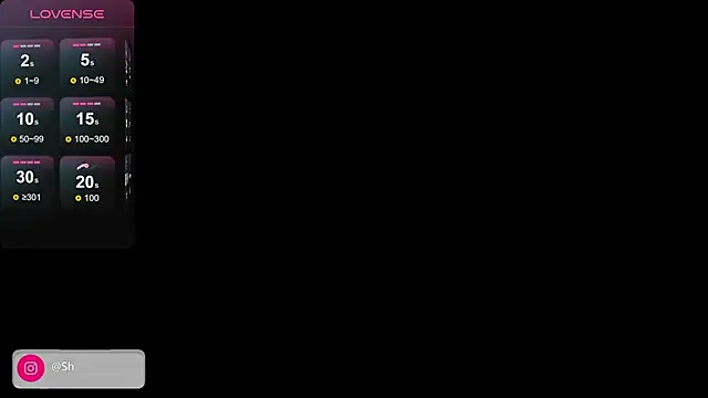 Snapshot of Shantal_Joness chatting on November 10, 2025, 9:03 pm Shantal Joness online show from November 10, 2025, 9:03 pm