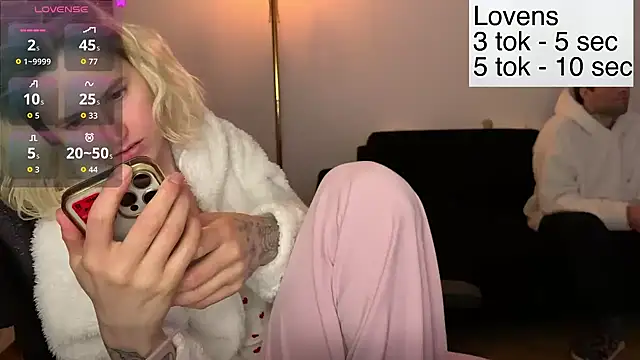 Snapshot of Sexy_Sweets chatting on January 31, 2026, 7:23 pm Sexy Sweets online show from January 31, 2026, 7:23 pm