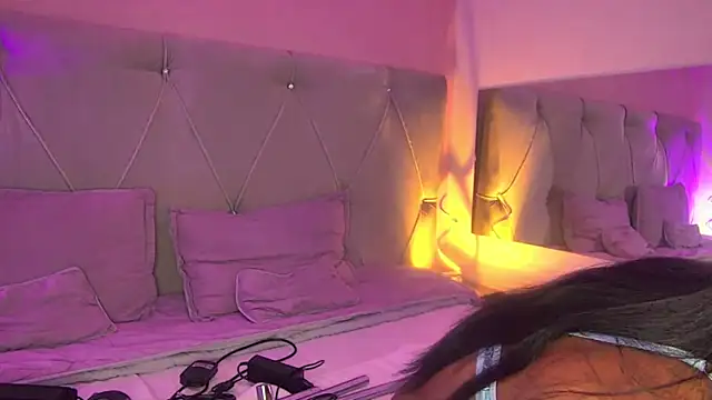 Snapshot of FiorelaLenin chatting on February 26, 2026, 3:22 pm FiorelaLenin online show from February 26, 2026, 3:22 pm