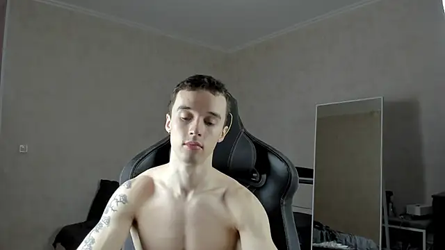 MasonWarholl online show from January 31, 2025, 8:54 am