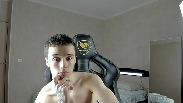 MasonWarholl online show from February 9, 2025, 11:46 pm