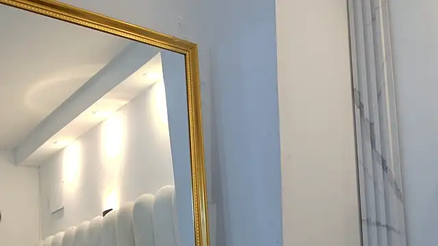 Juliabadlee online show from January 11, 2026, 11:21 pm