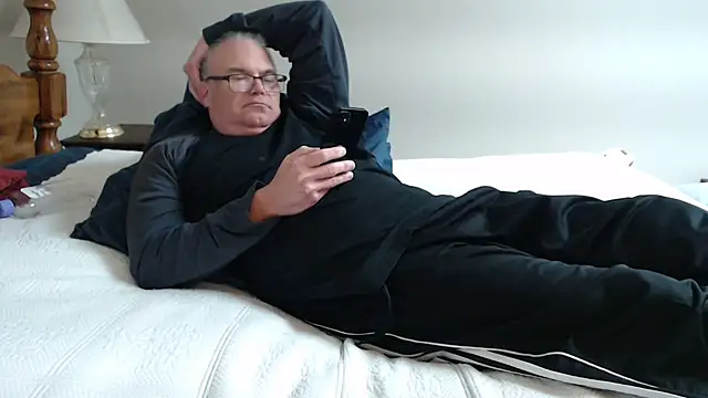 Snapshot of JaySloan chatting on January 12, 2025, 8:14 pm JaySloan online show from January 12, 2025, 8:14 pm