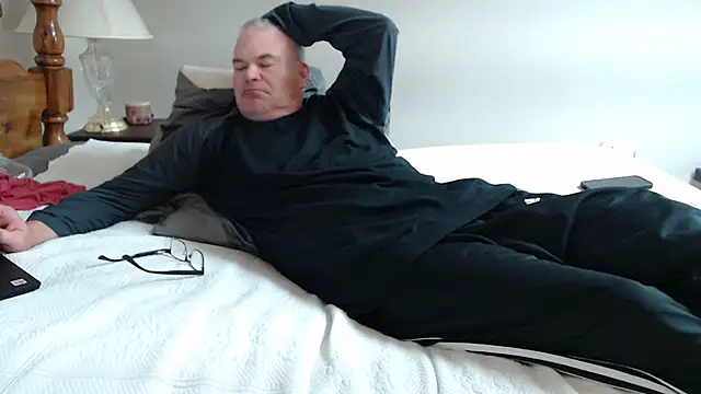 Snapshot of JaySloan chatting on February 2, 2025, 2:24 pm JaySloan online show from February 2, 2025, 2:24 pm