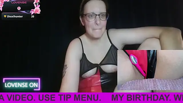 PernillaGirl online show from September 10, 2025, 6:30 pm