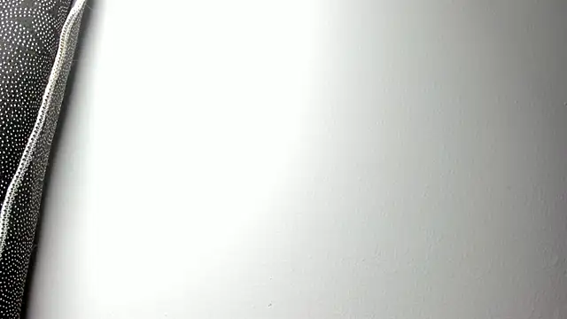 selene red  online show from February 16, 2026, 12:40 am