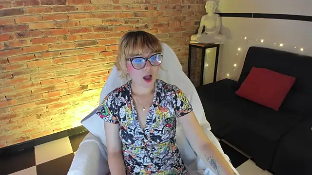 Sweet Namii online show from March 8, 2025, 6:10 am