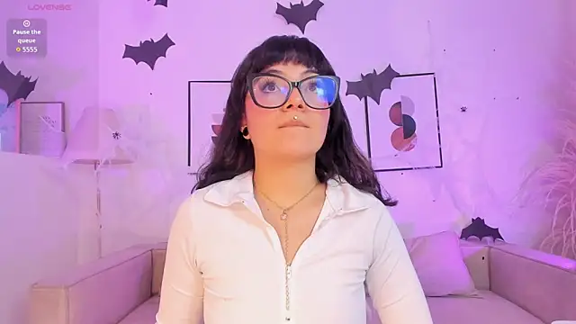 Sweet Namii online show from October 27, 2025, 6:01 pm