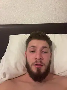 Snapshot of jimmyy_ chatting on February 8, 2026, 10:46 pm jimmyy online show from February 8, 2026, 10:46 pm